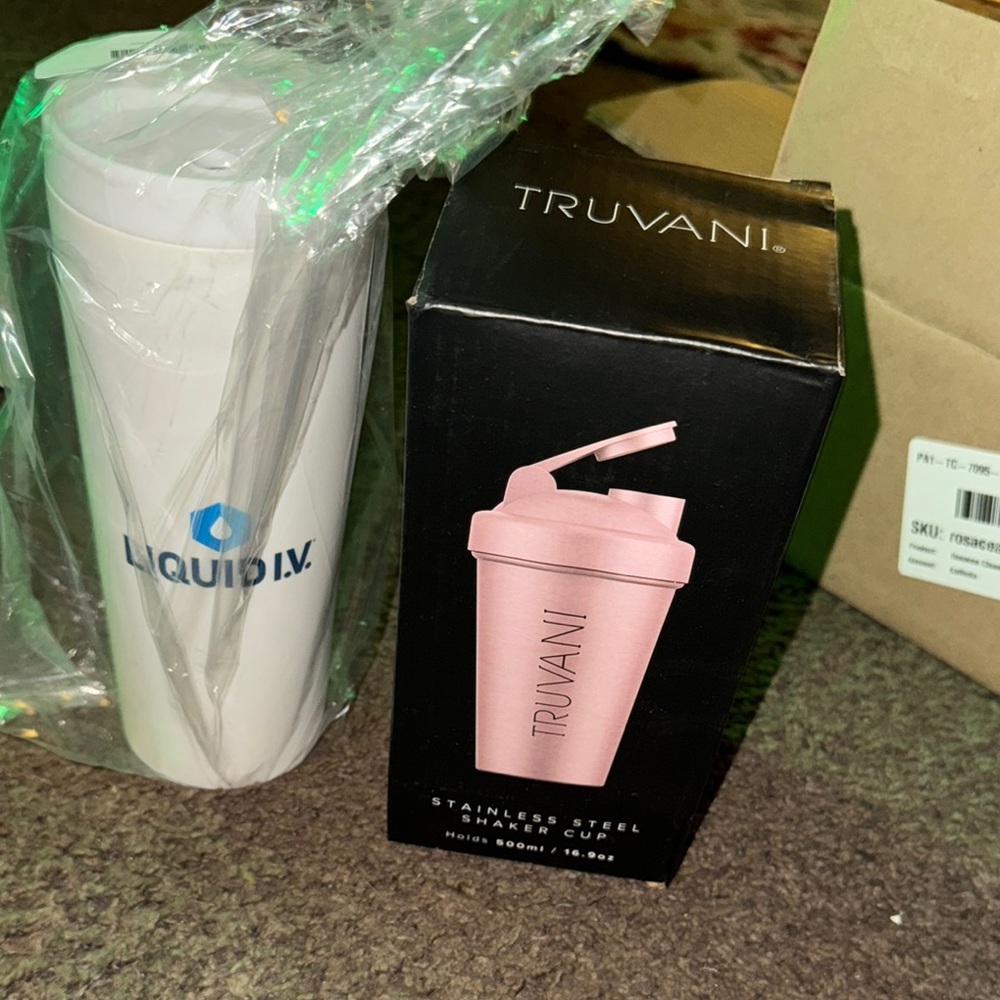 COPY - Truvani Stainless Steel Shaker Cup